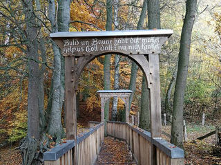 Eine romantische Brücke